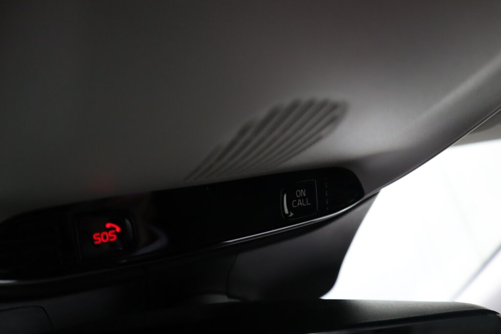 Volvo V60, image 12