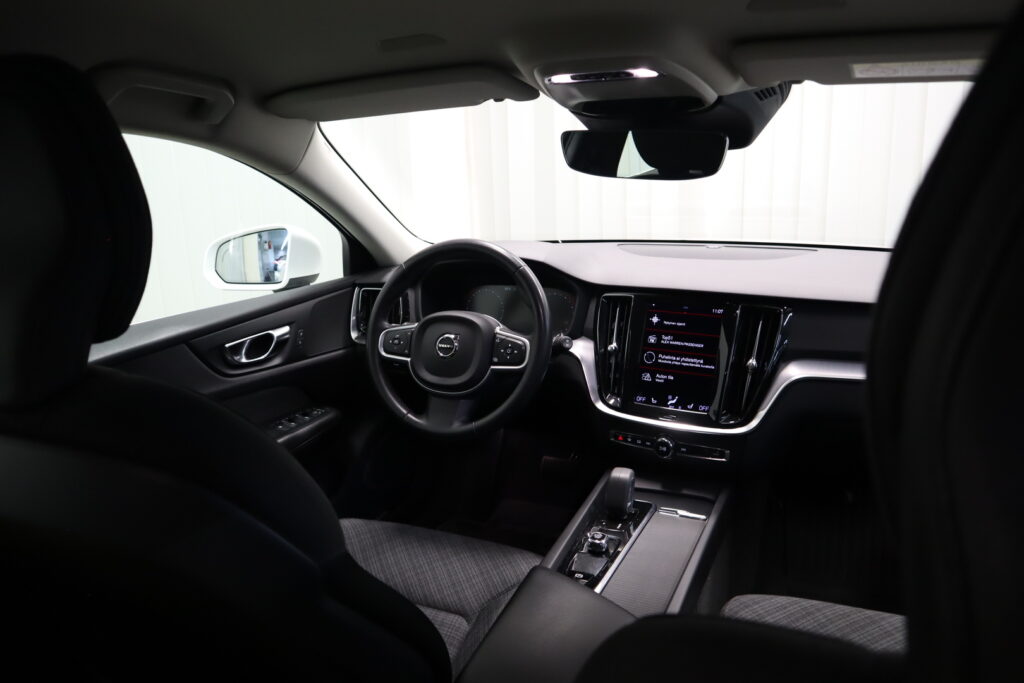 Volvo V60, image 21