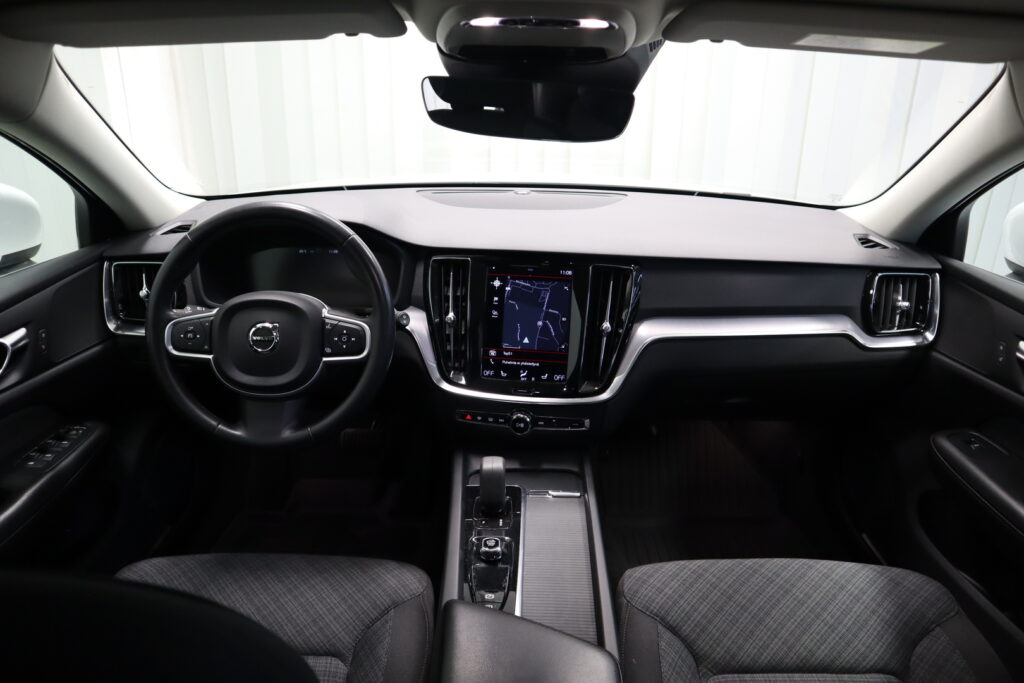 Volvo V60, image 22