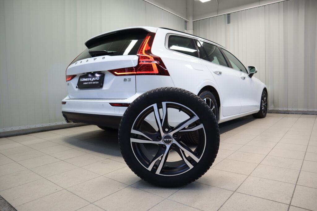 Volvo V60, image 24