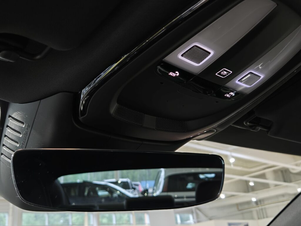 Volvo S90, image 17