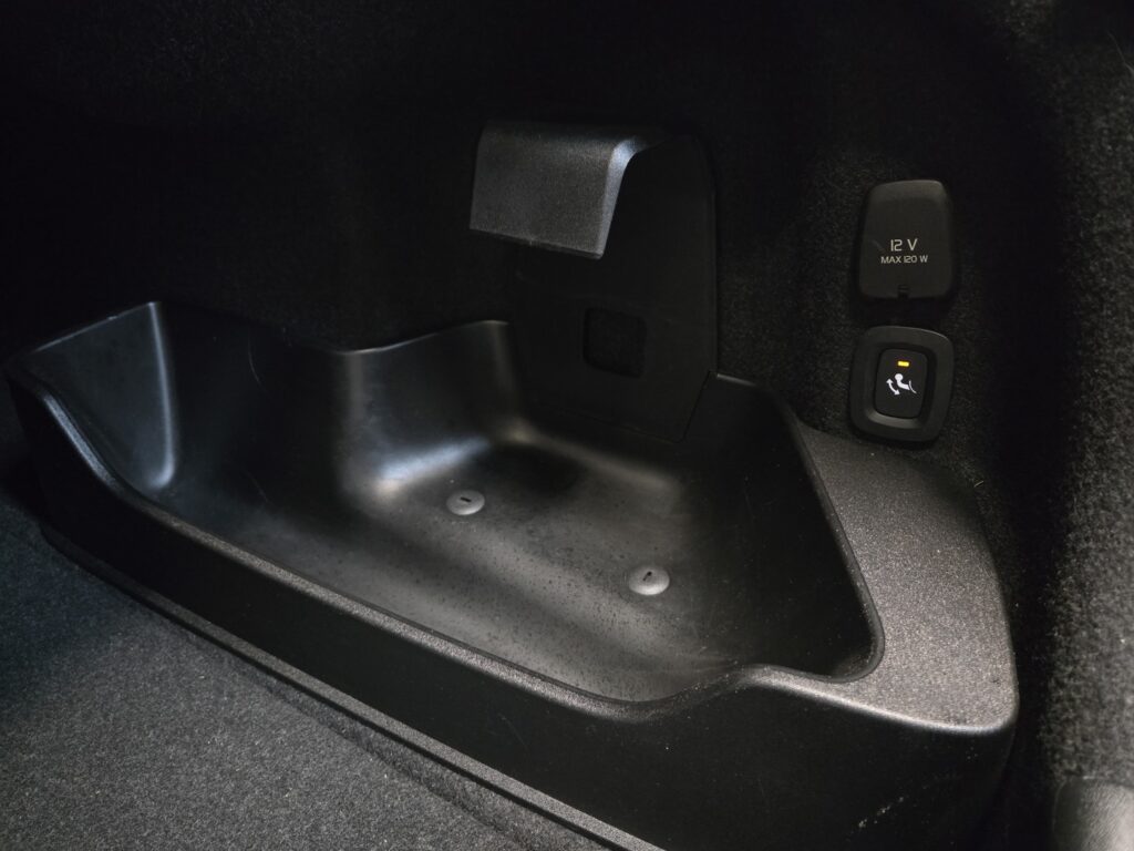 Volvo S90, image 19