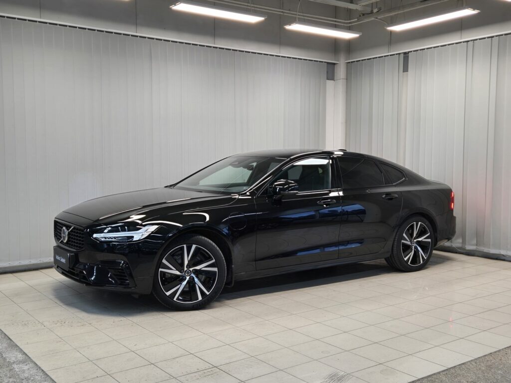 Volvo S90, image 2