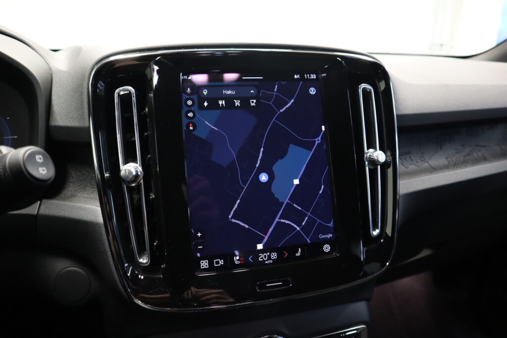 Volvo XC40, image 14