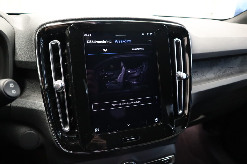 Volvo XC40, image 20