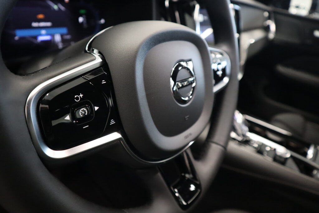 Volvo S60, image 12