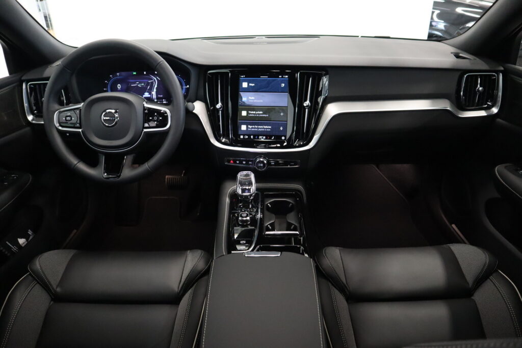 Volvo S60, image 9
