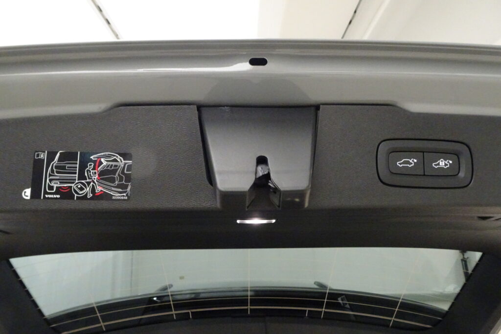 Volvo V60, image 16