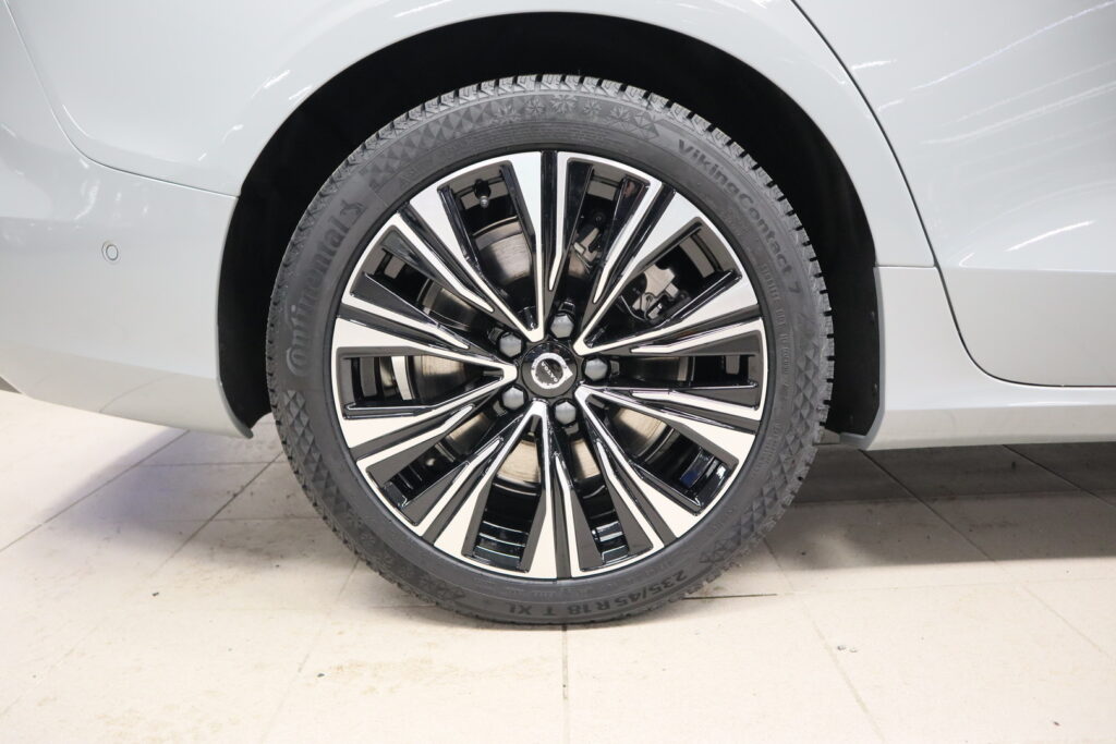 Volvo V60, image 17