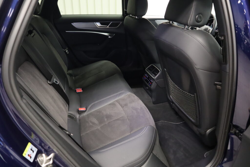 Audi A6, image 12