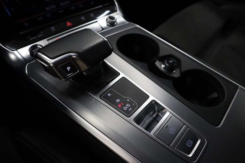Audi A6, image 18
