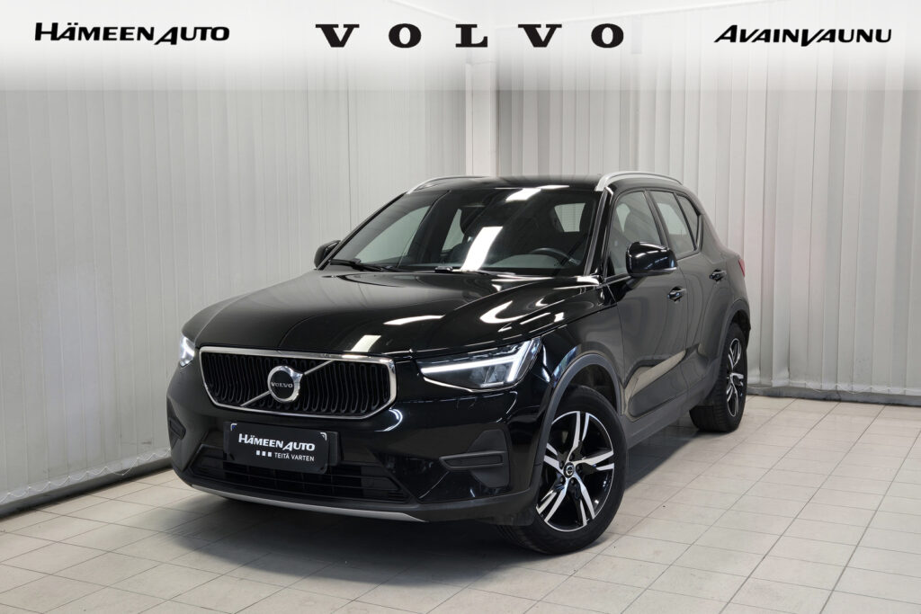 Volvo XC40, image 1