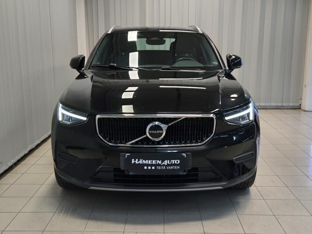 Volvo XC40, image 3