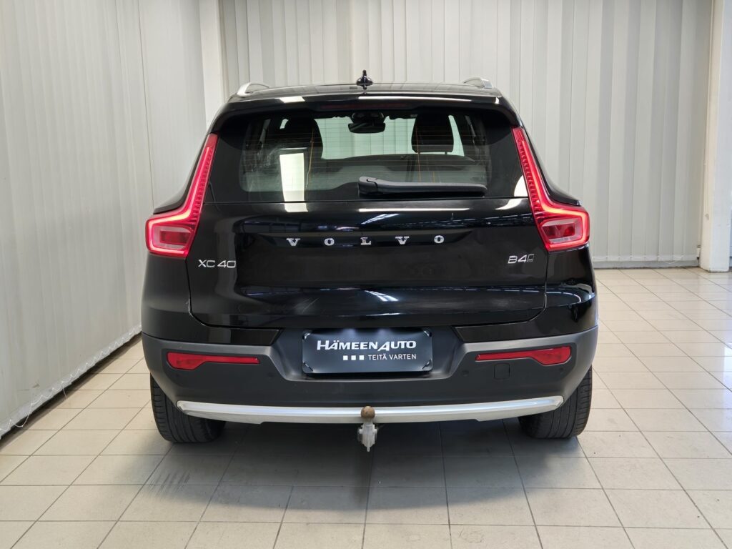 Volvo XC40, image 4