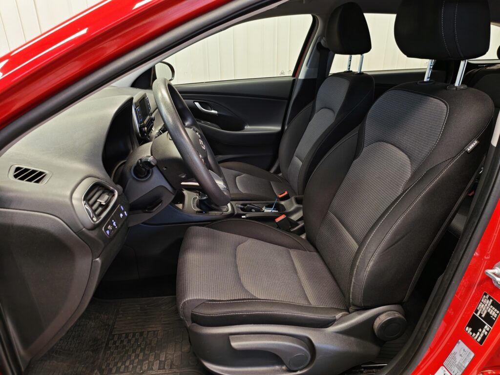 Hyundai i30 Wagon, image 11