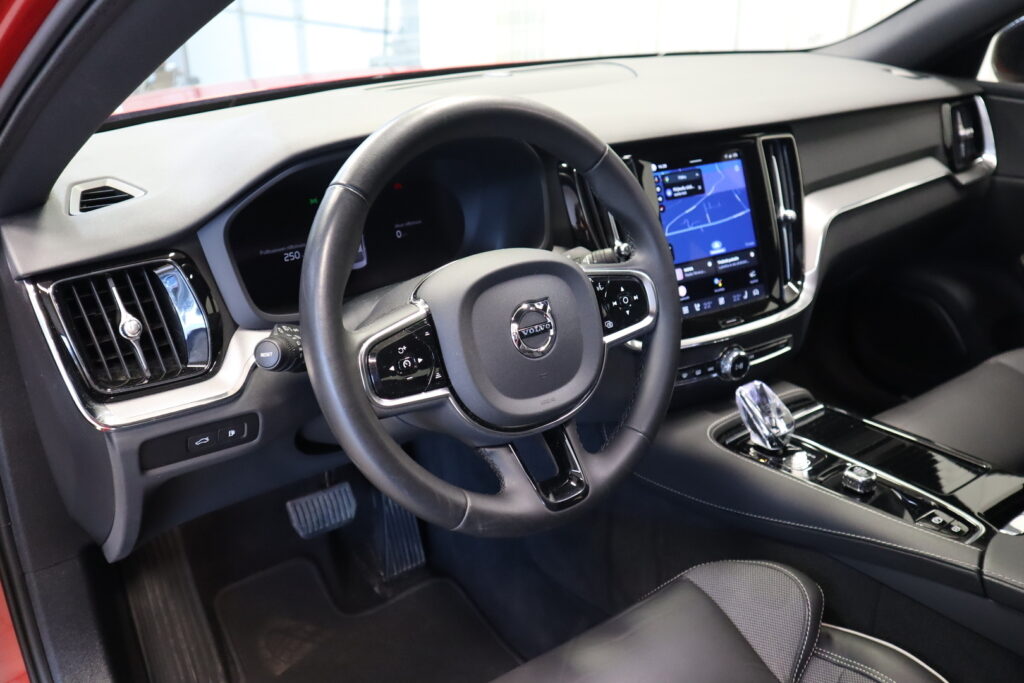 Volvo S60, image 11