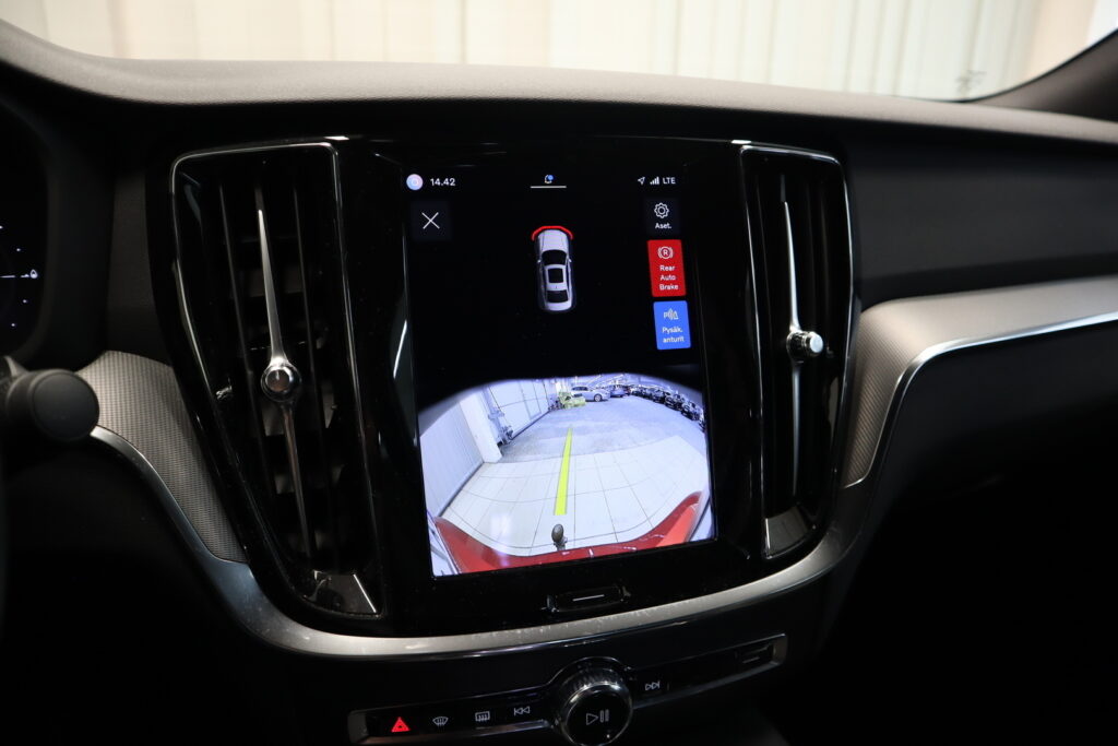 Volvo S60, image 15