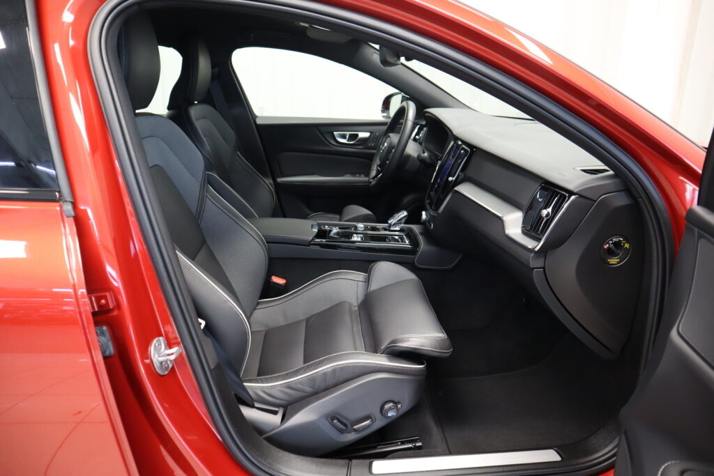 Volvo S60, image 21