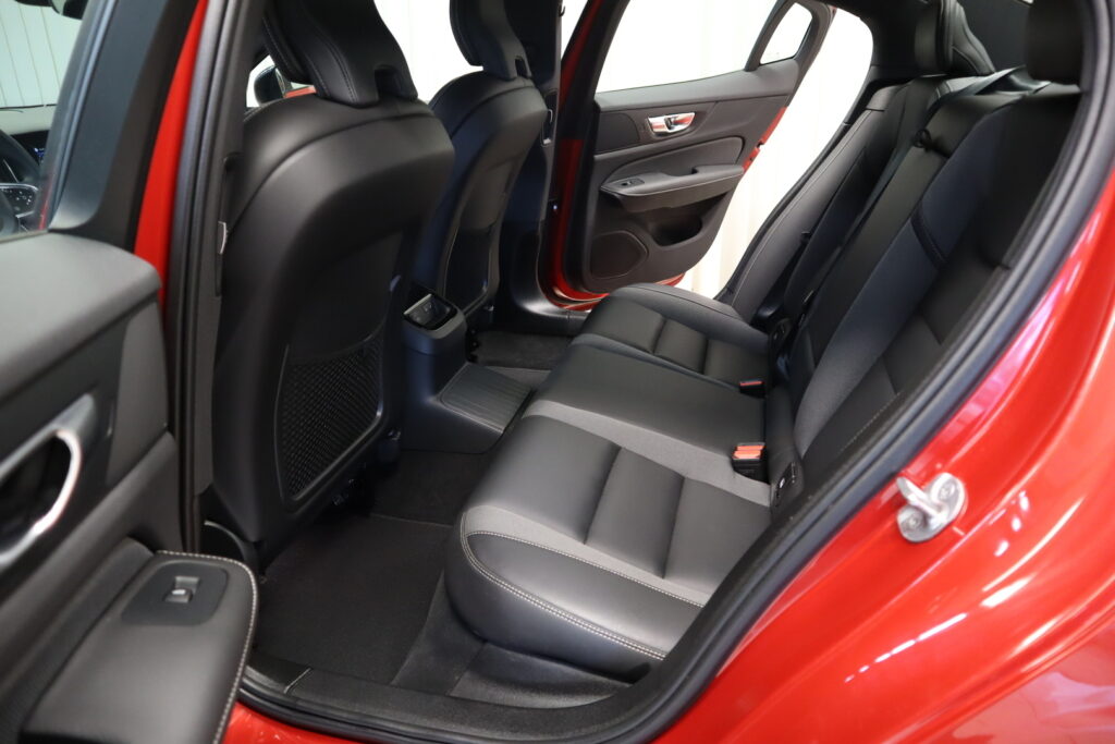 Volvo S60, image 24