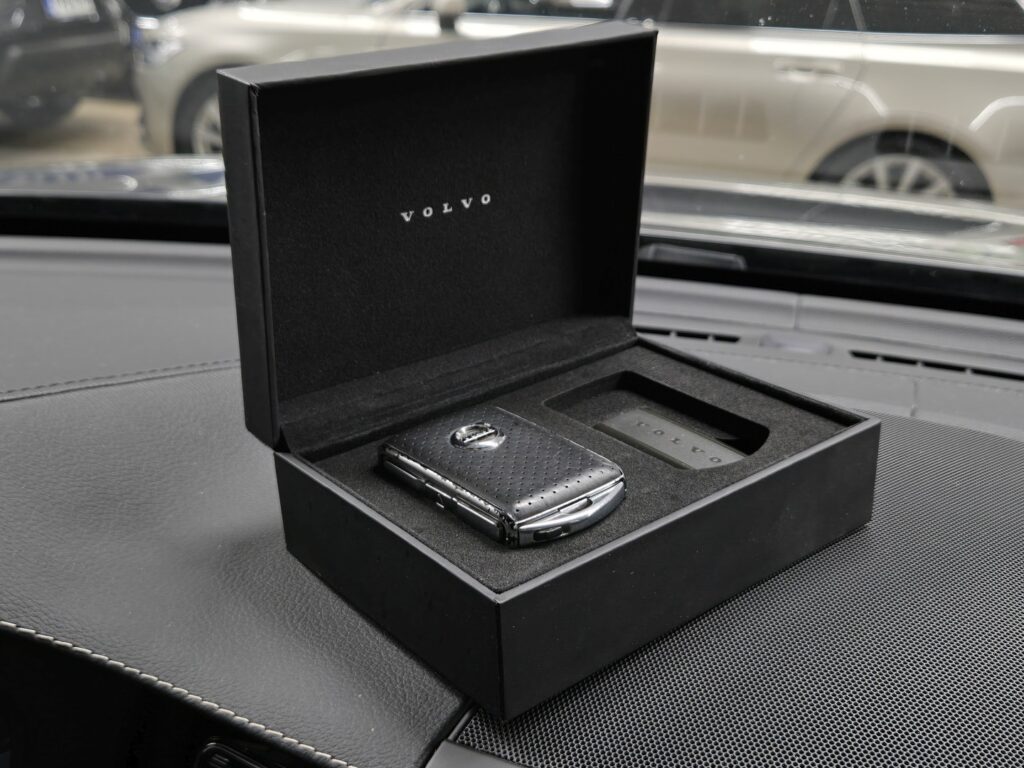 Volvo XC60, image 16