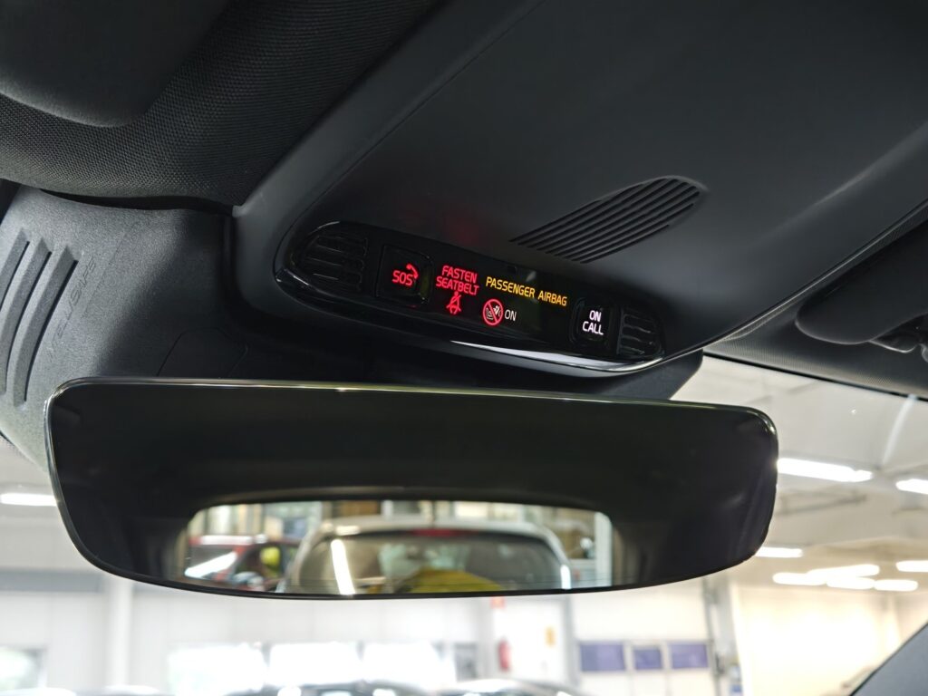 Volvo XC60, image 17