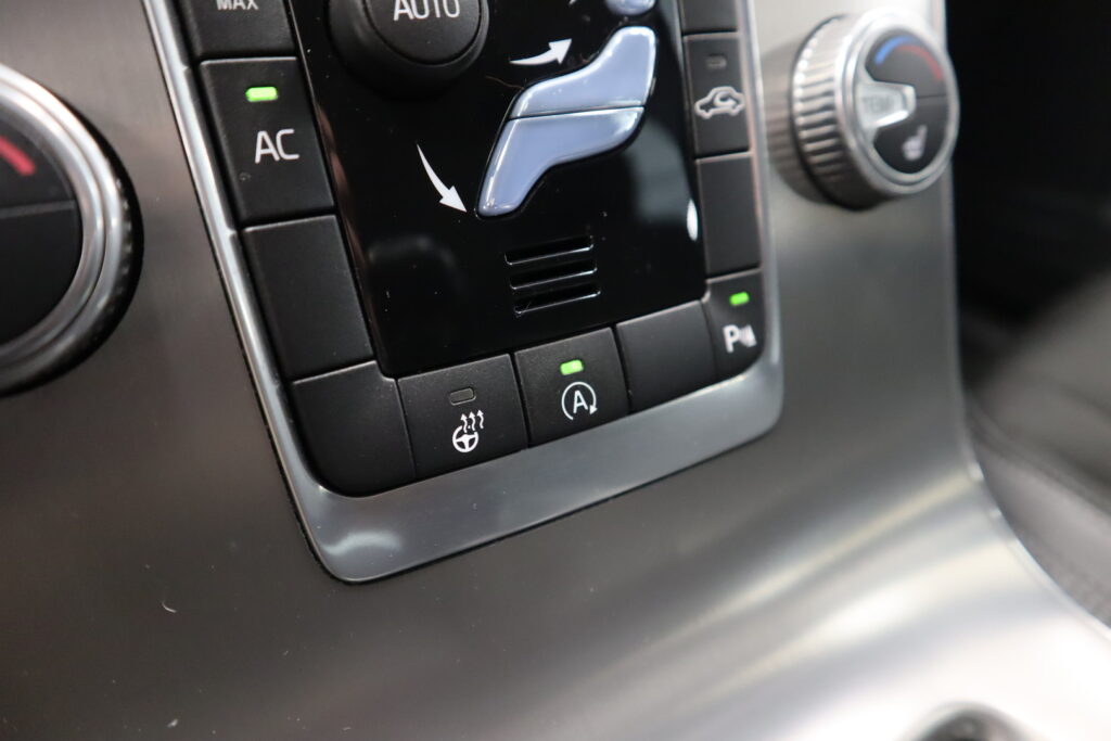 Volvo S60, image 14