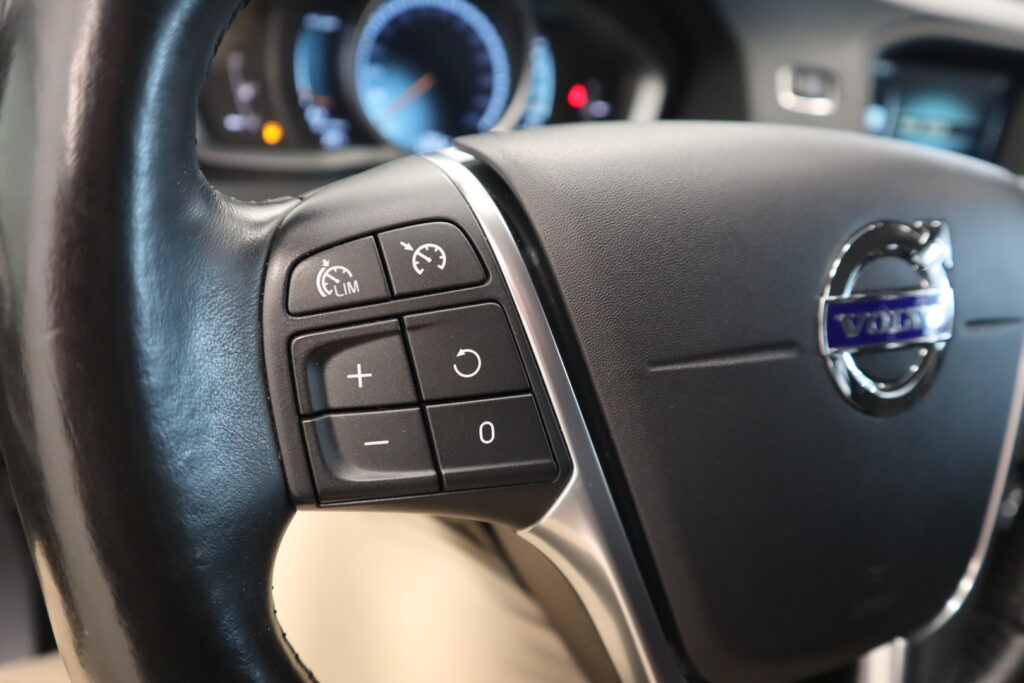 Volvo S60, image 15