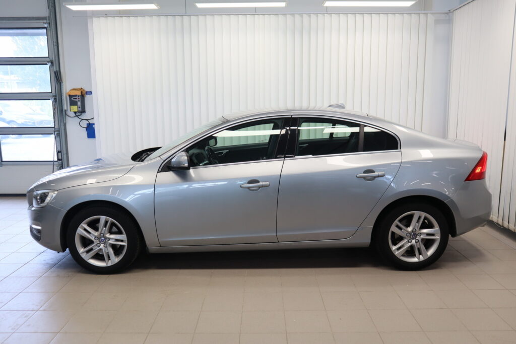 Volvo S60, image 3