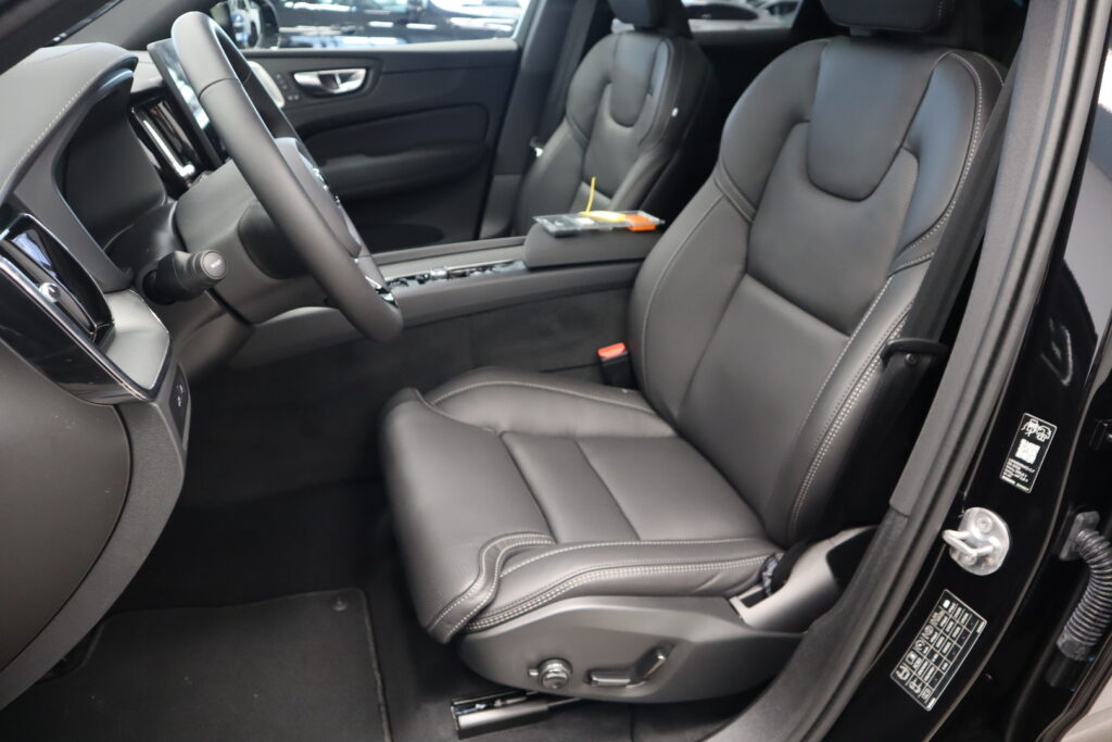 Volvo XC60, image 8