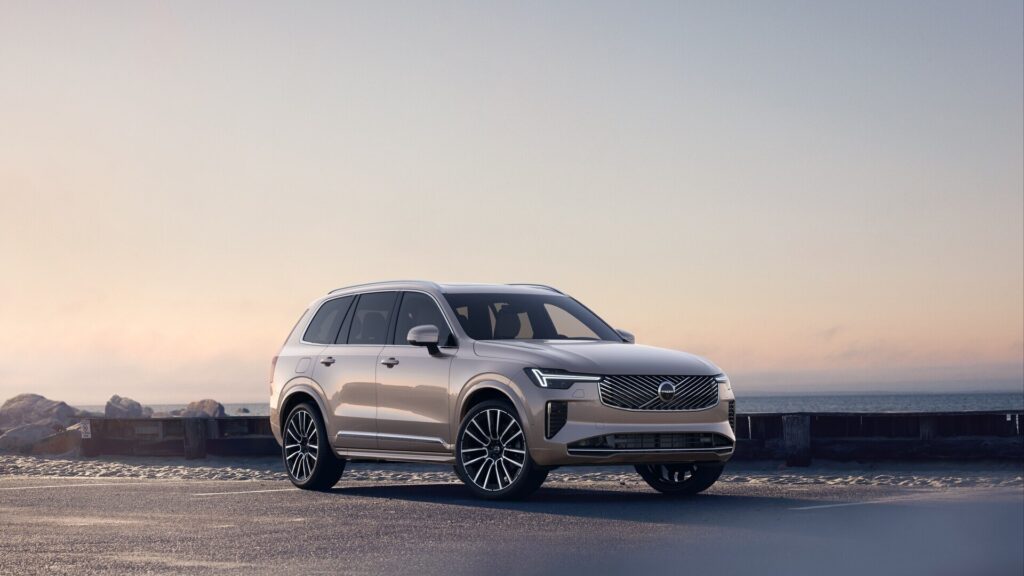 Volvo XC90, image 1