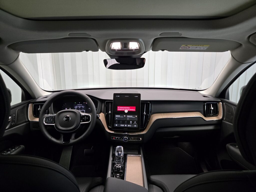 Volvo XC60, image 12