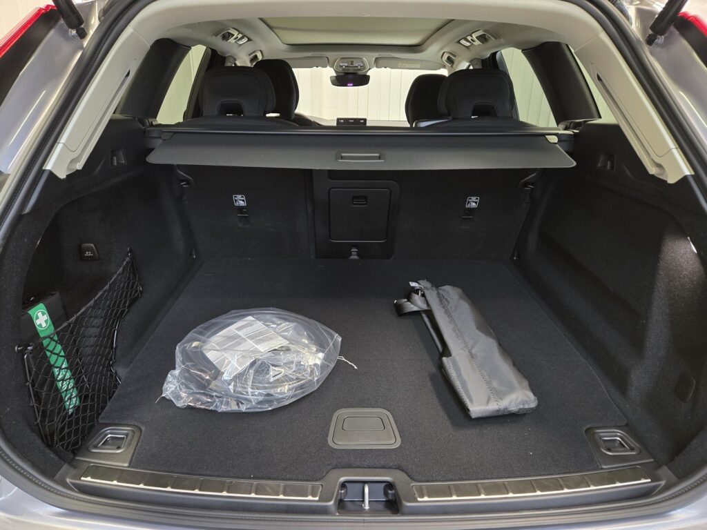 Volvo XC60, image 17