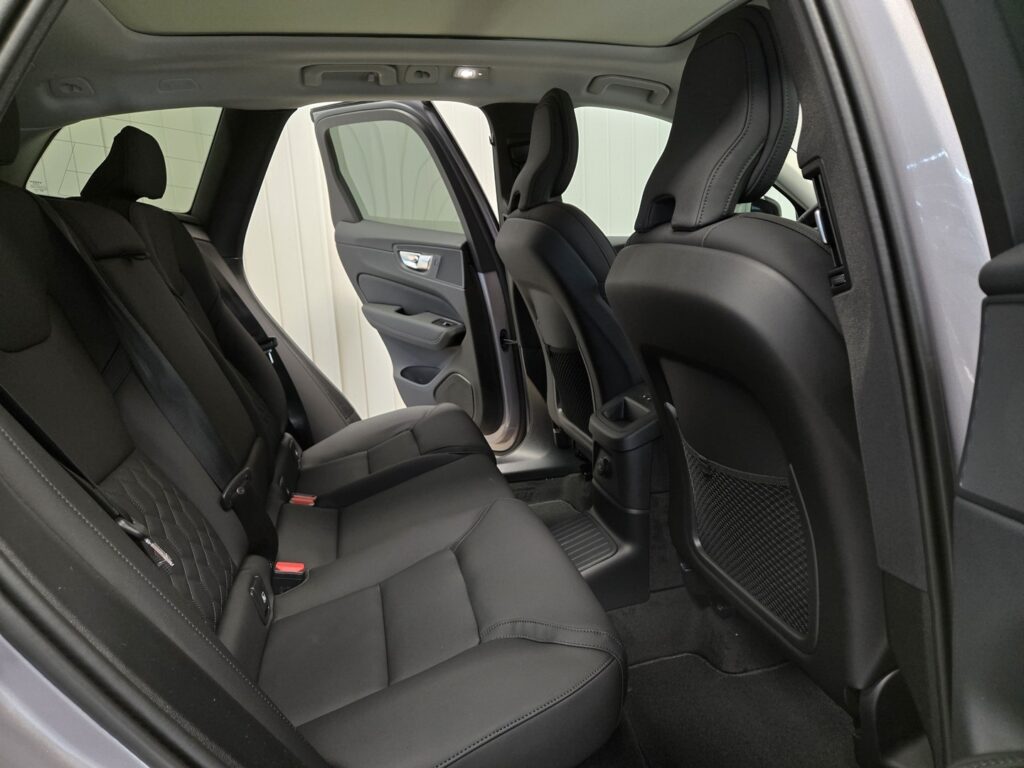Volvo XC60, image 9