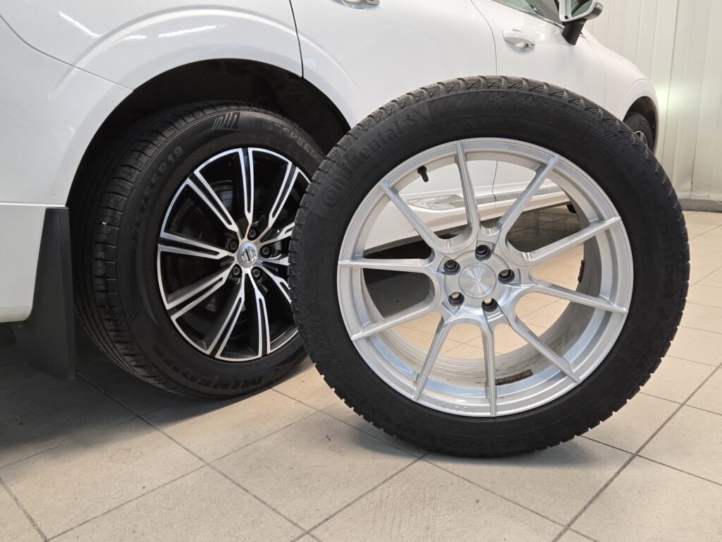 Volvo XC60, image 19