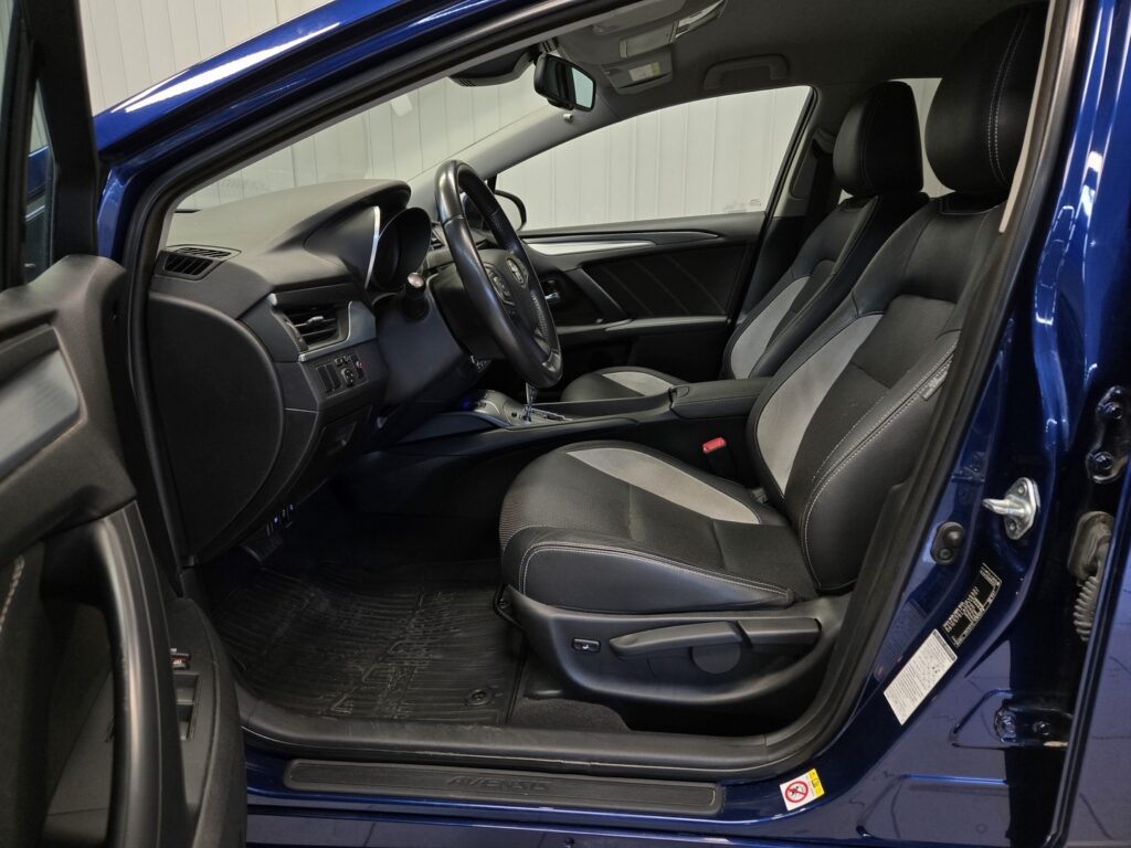 Toyota Avensis, image 4
