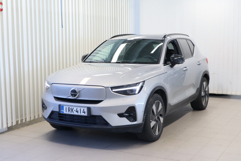 Volvo XC40, image 1