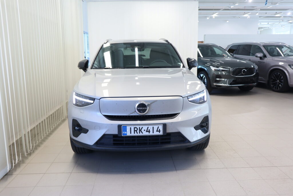 Volvo XC40, image 3