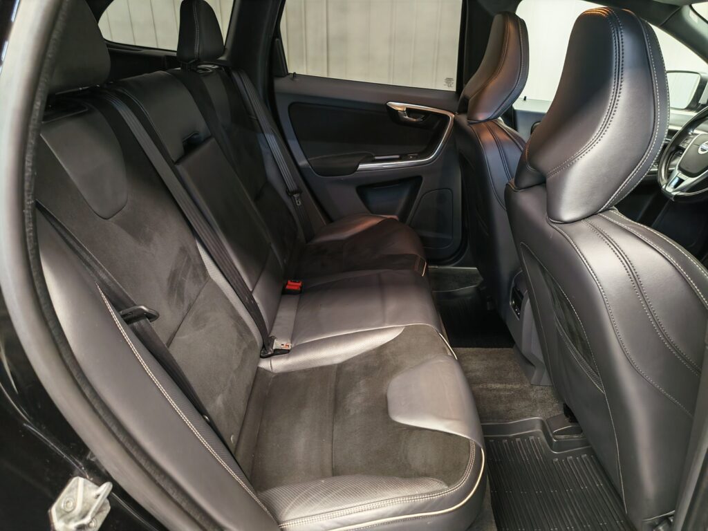 Volvo XC60, image 13