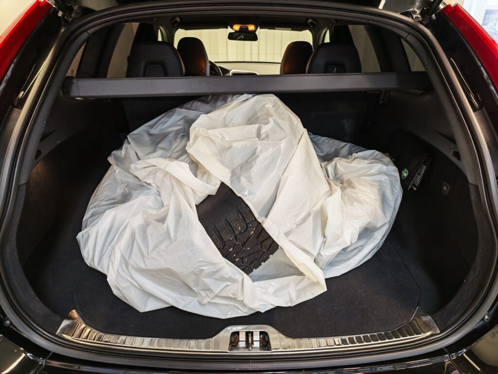 Volvo XC60, image 16