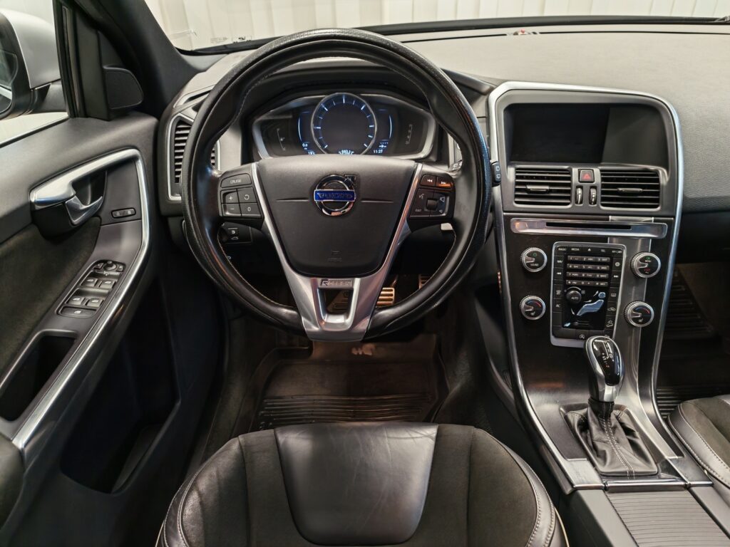 Volvo XC60, image 8