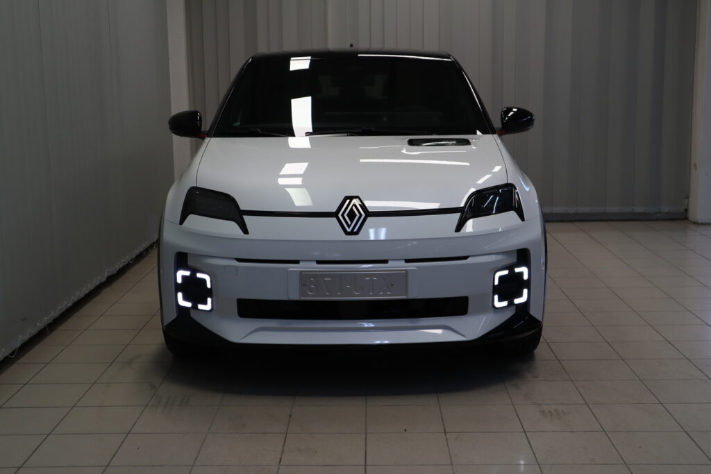 Renault 5, image 3