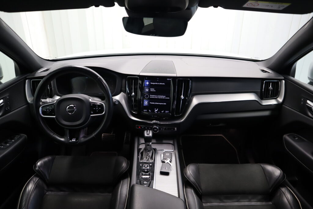 Volvo XC60, image 22