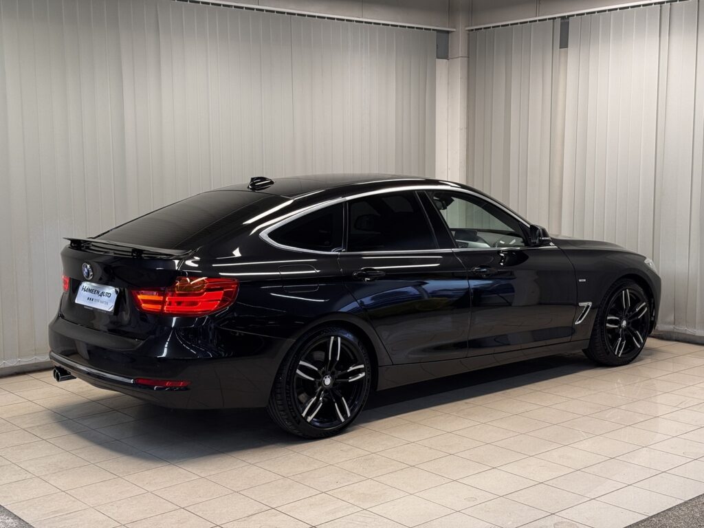BMW 330, image 3