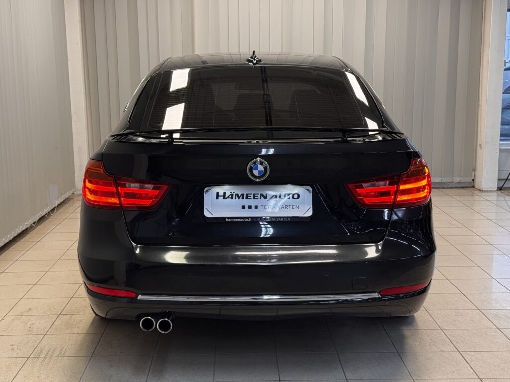 BMW 330, image 4