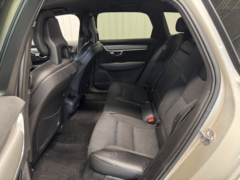 Volvo V90, image 6