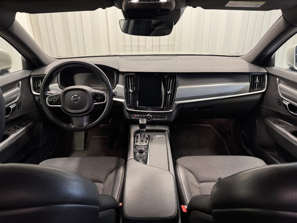 Volvo V90, image 8