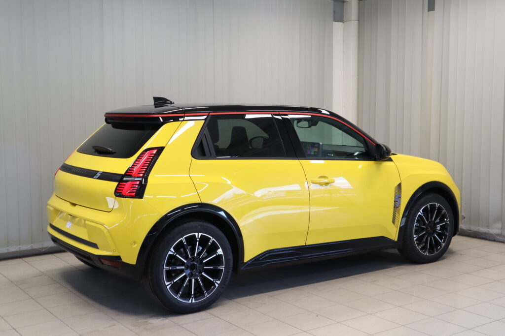 Renault 5, image 6
