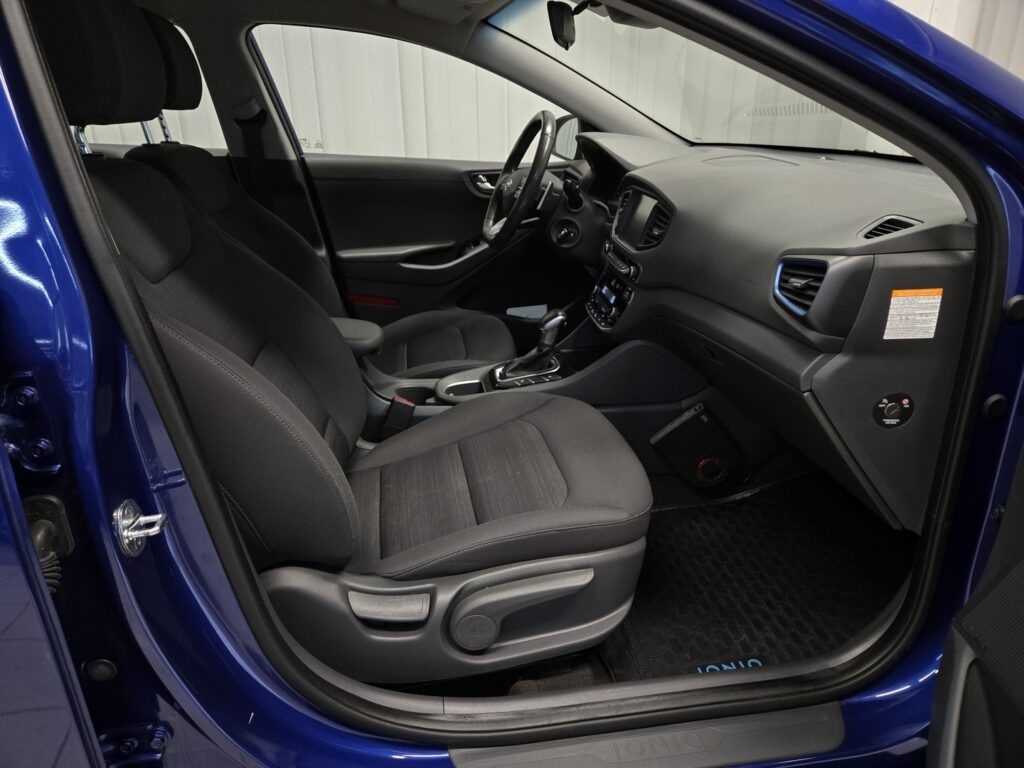 Hyundai IONIQ hybrid, image 7