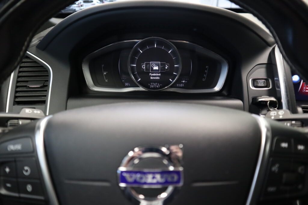 Volvo XC60, image 11