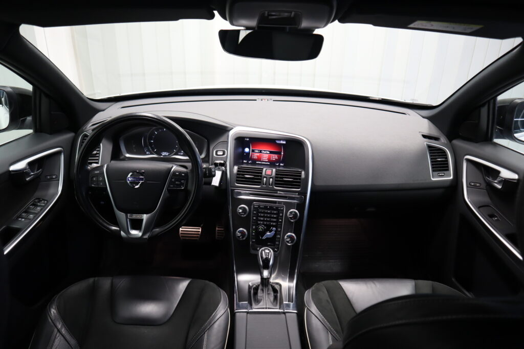 Volvo XC60, image 21